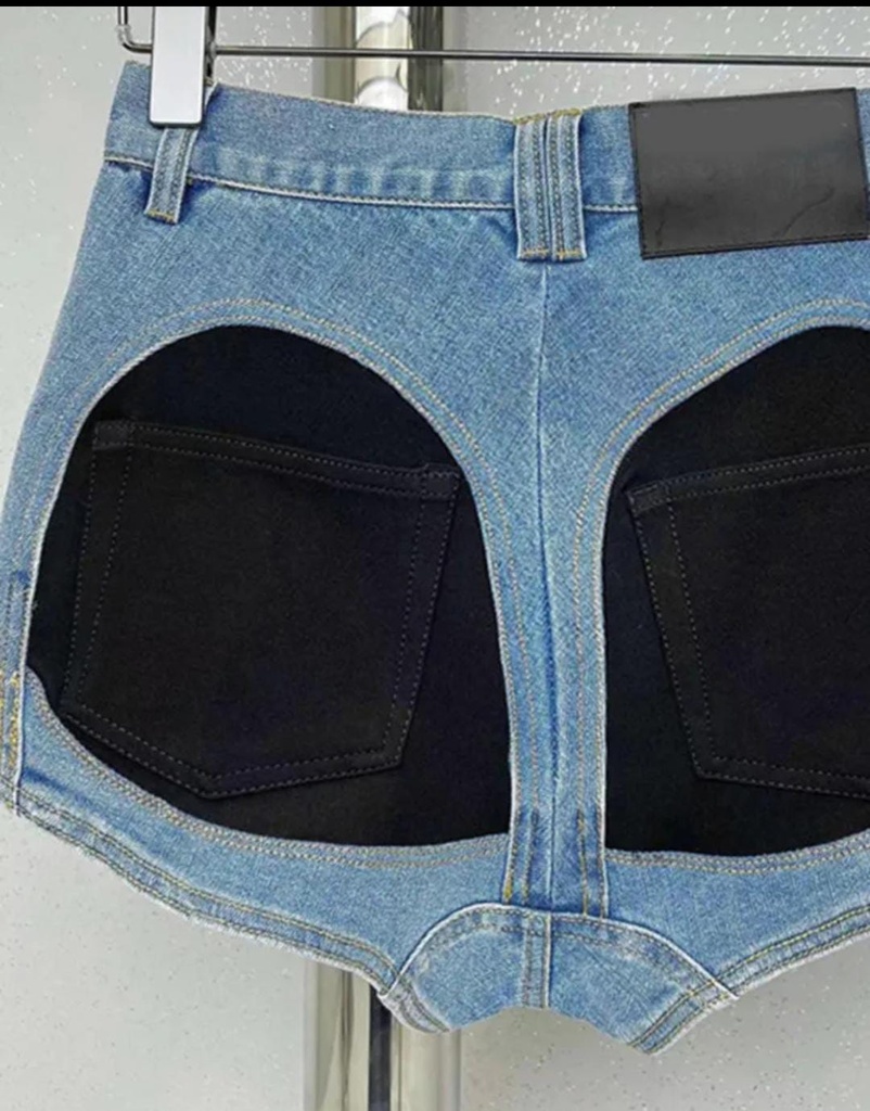 MALIKA JEANS SHORTS