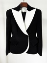 ELEGANT BLAZER